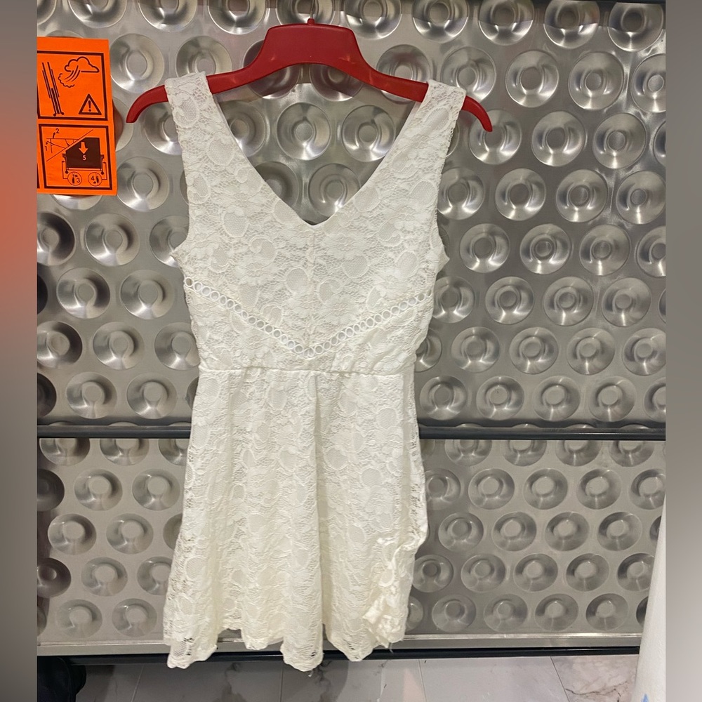 Woman’s white dress